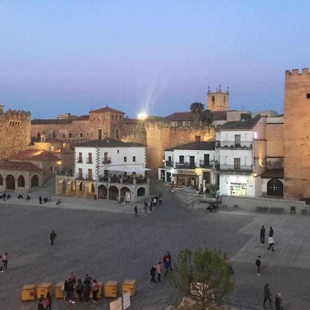 Kubik Apartamentos K1 Caceres Luaran gambar