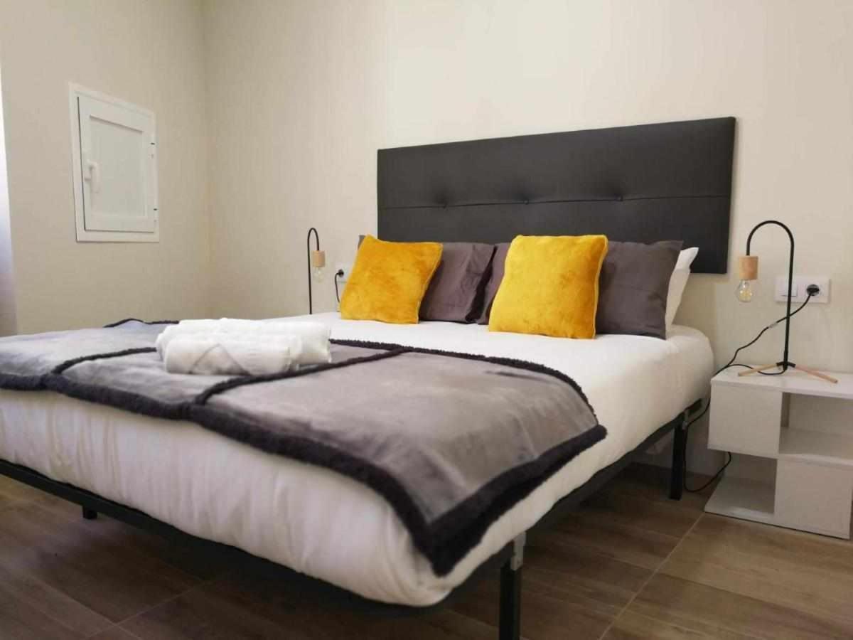 Kubik Apartamentos K1 Caceres Luaran gambar