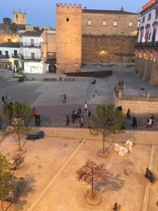 Kubik Apartamentos K1 Caceres Luaran gambar