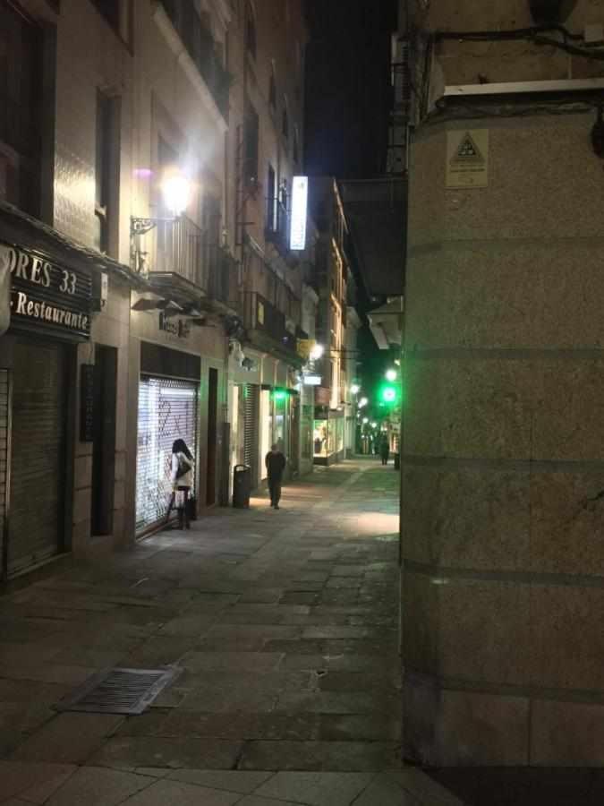 Kubik Apartamentos K1 Caceres Luaran gambar